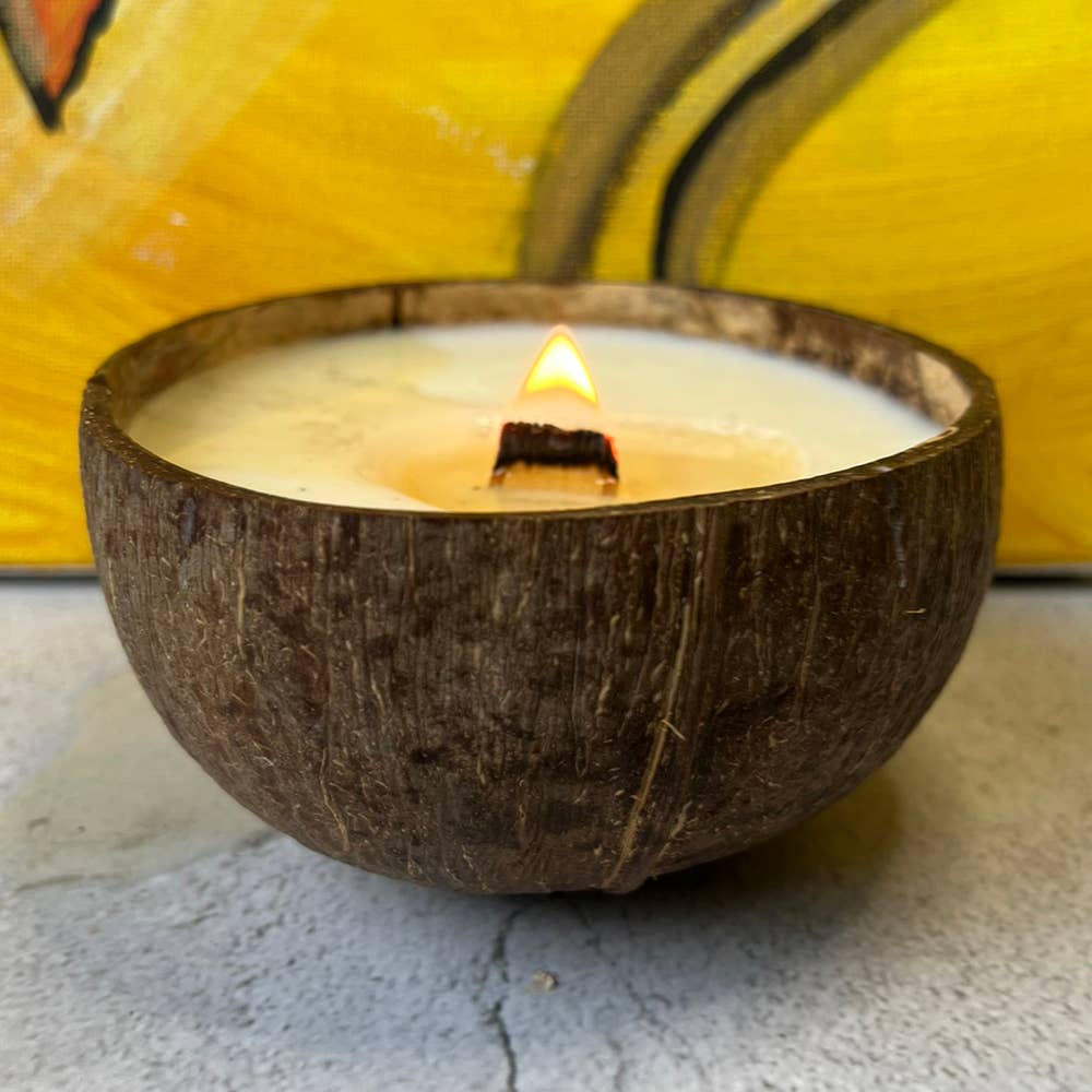 Coconut Shell Candle: Vanilla