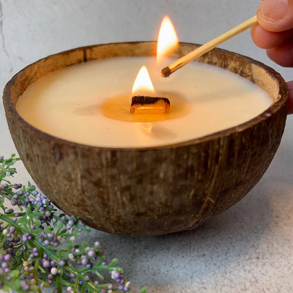 Coconut Shell Candle: Coconut