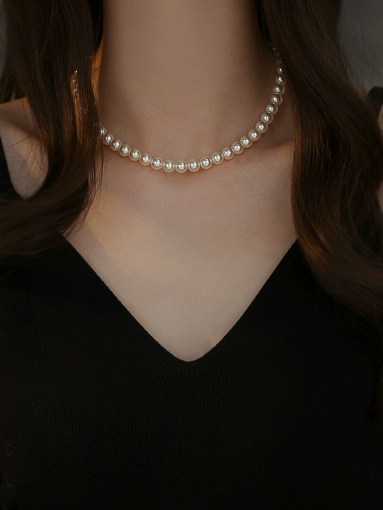 Women's Pearl Necklace