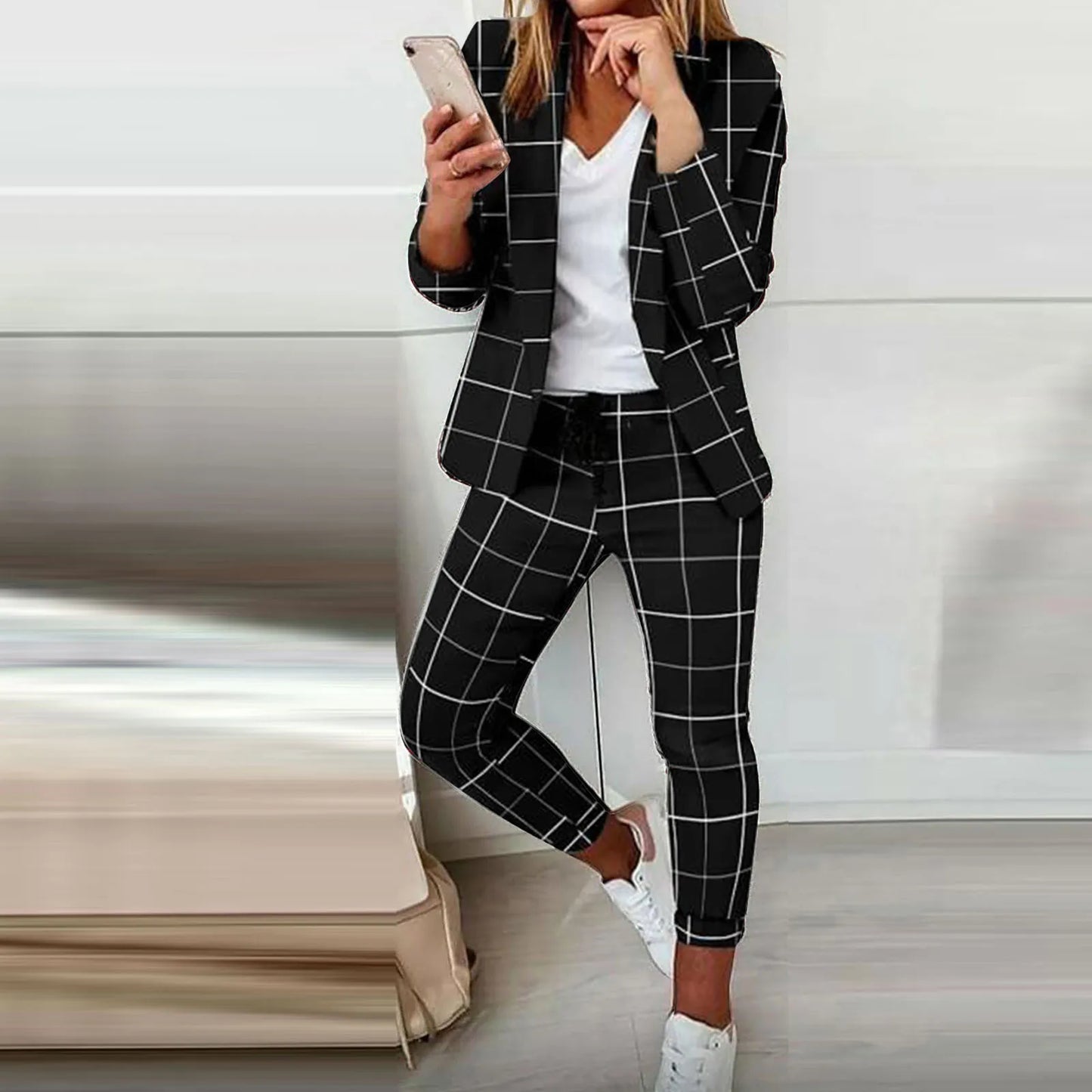 Women Blazer And Guard Pants Sets